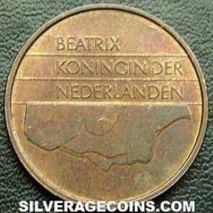 1983 Beatrix Dutch Bronze 5 Cents (Obverse)