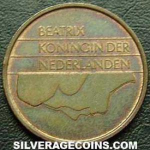 1987 Beatrix Dutch Bronze 5 Cents (Obverse)
