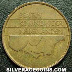 1988 Beatrix Dutch Bronze 5 Cents (Obverse)