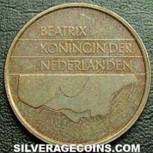 1990 Beatrix Dutch Bronze 5 Cents (Obverse)