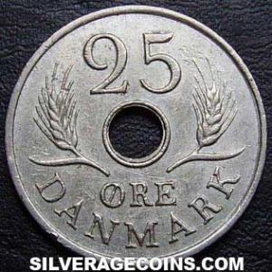 1970 (h) C S Frederik IX Danish 25 Øre (Reverse)